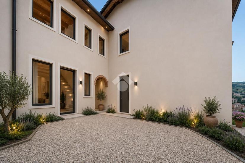 Casa indipendente in Via Salgaroli, San Giovanni Ilarione — foto 4 di 5