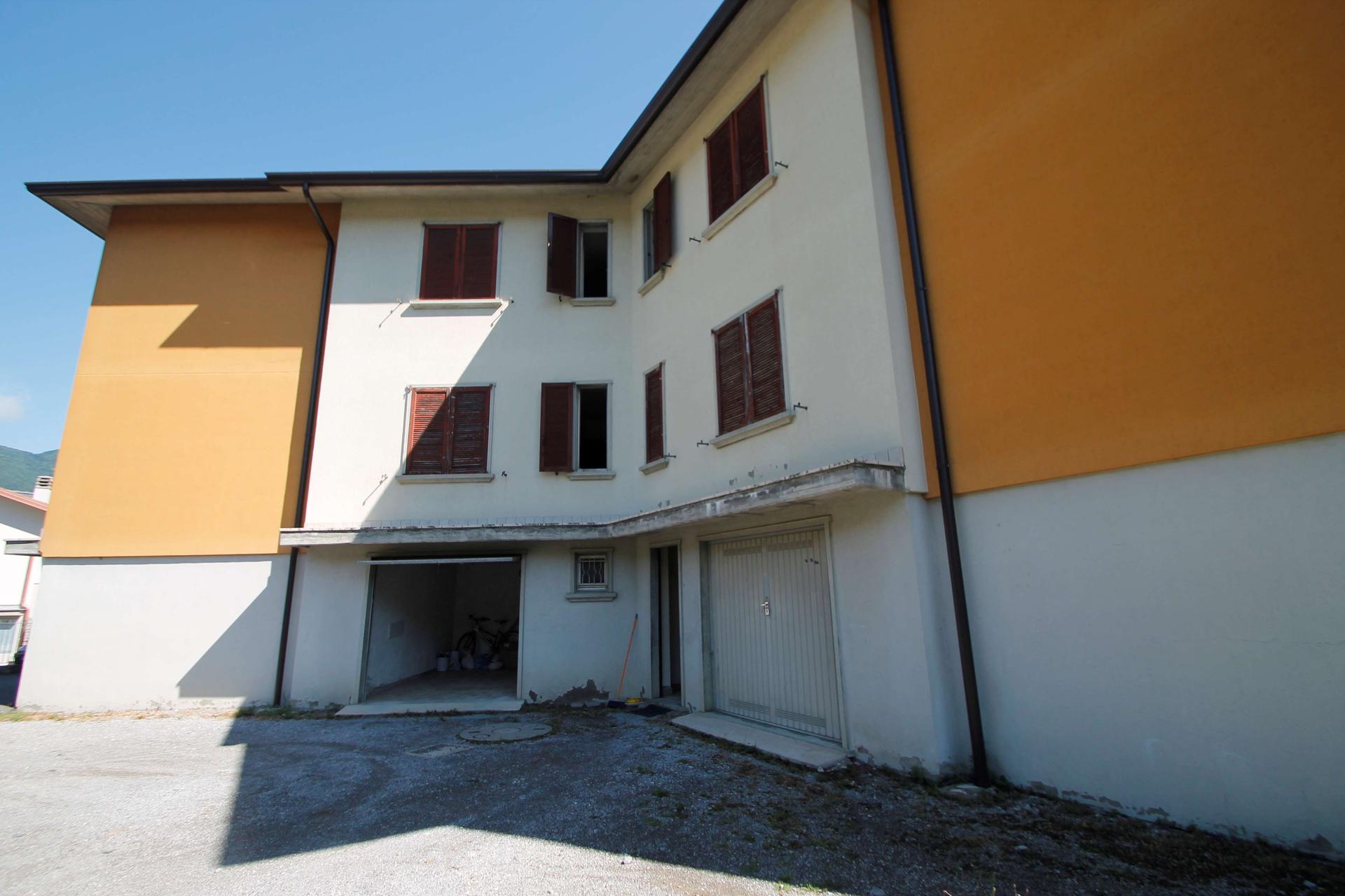 Trilocale, Sant'Omobono Terme