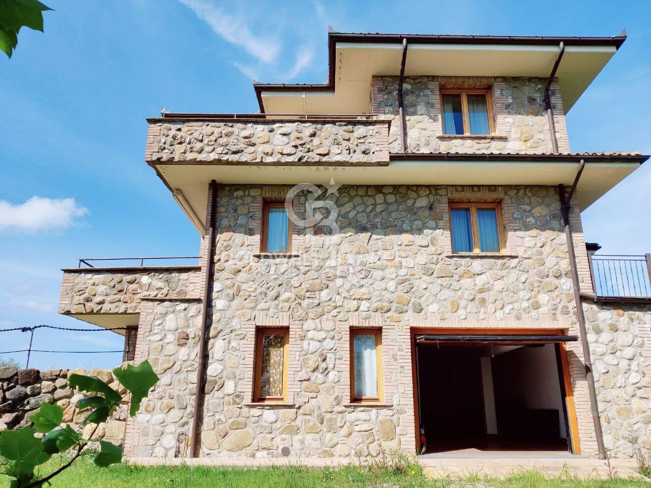 Villa in Località Pianinciano Snc, Grotte di Castro