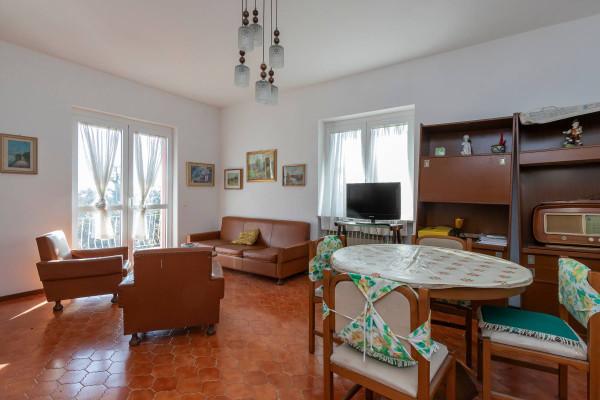 Villa in Strada Seconda, Nebbiuno