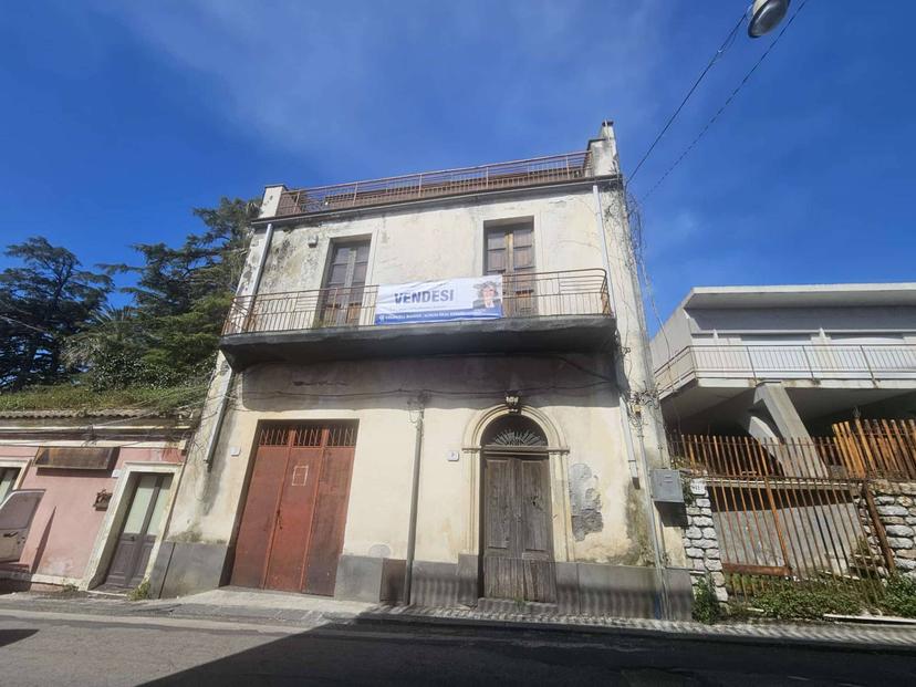 Casa indipendente in Via Libertà 9, Zafferana Etnea — foto 2 di 5