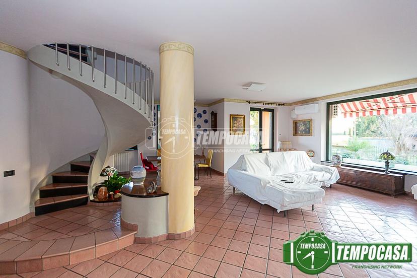Villa a schiera in Viale Pietro Nenni, Codogno — foto 3 di 5