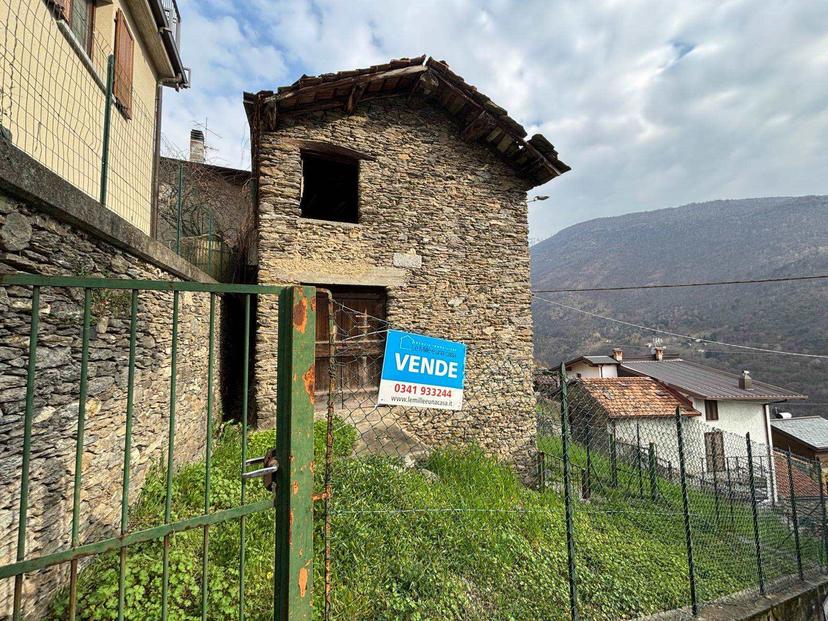 Rustico in Via Valvarrone Snc, Valvarrone — foto 4 di 5
