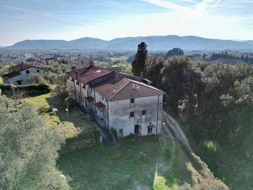Villa, Castelnuovo Magra — foto 3 di 5