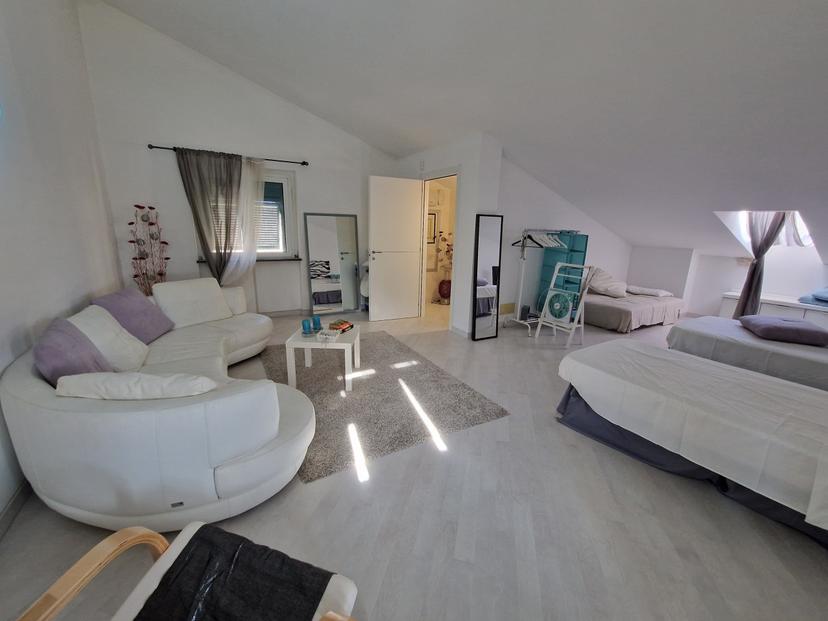 Villa a schiera in Via alla Murta, Albisola Superiore — foto 3 di 5