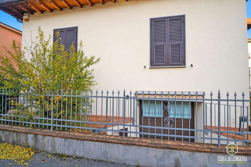 Casa indipendente in Via Roma 33, Pontremoli — foto 3 di 5
