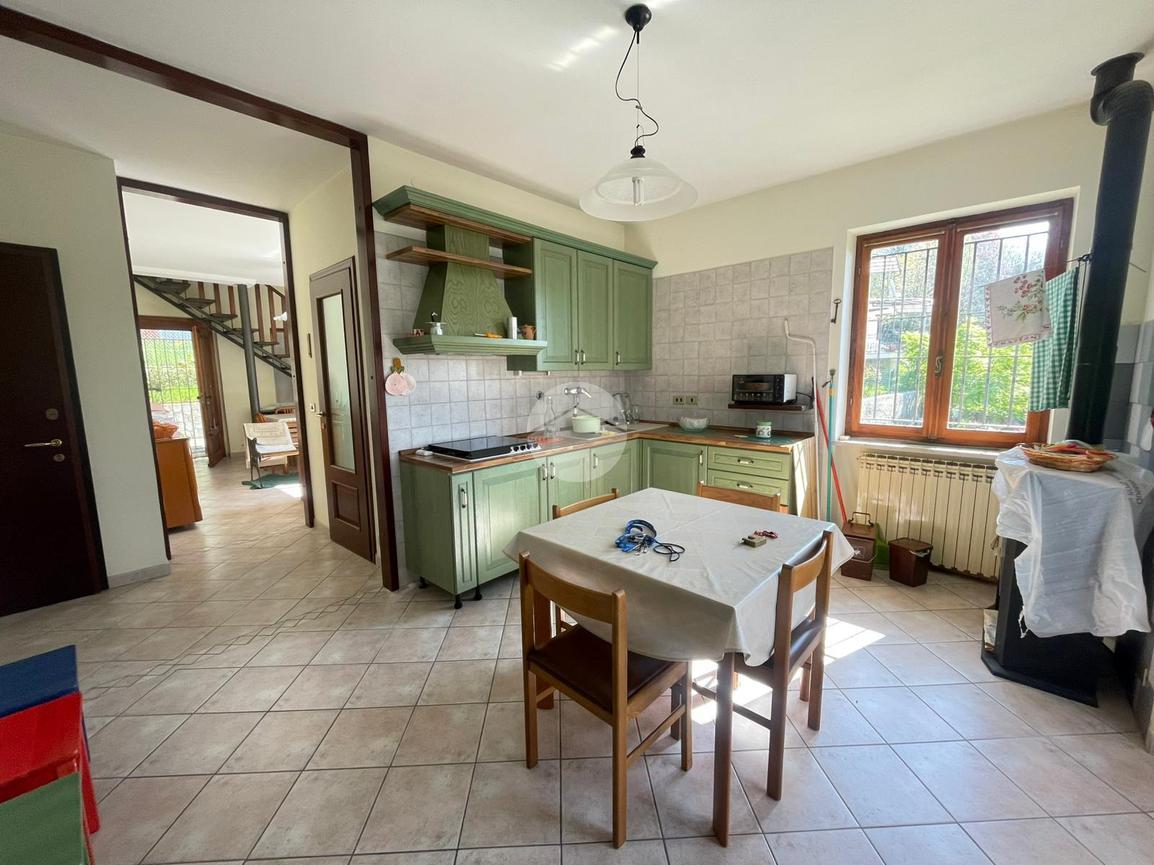 Villa in Borgata Levrette 7, Valgioie