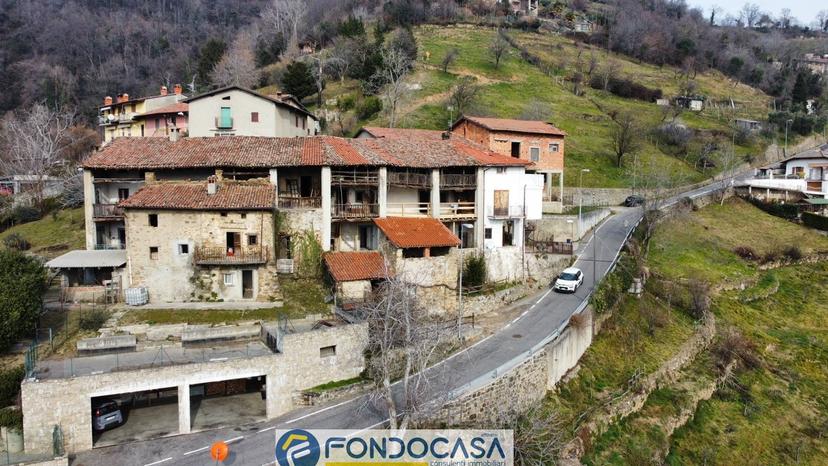 Rustico in Via Veneto Snc, Sarnico — foto 2 di 5