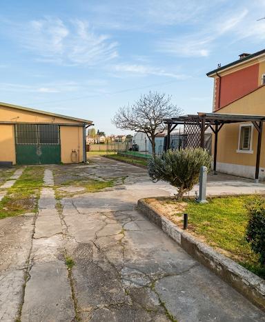 Villa a schiera, Badia Polesine — foto 2 di 5