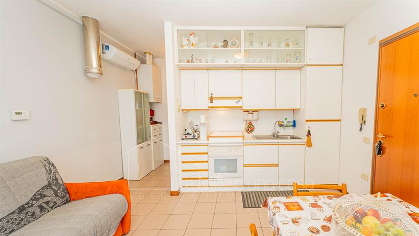 Bilocale in Via Case Nuove, Colico