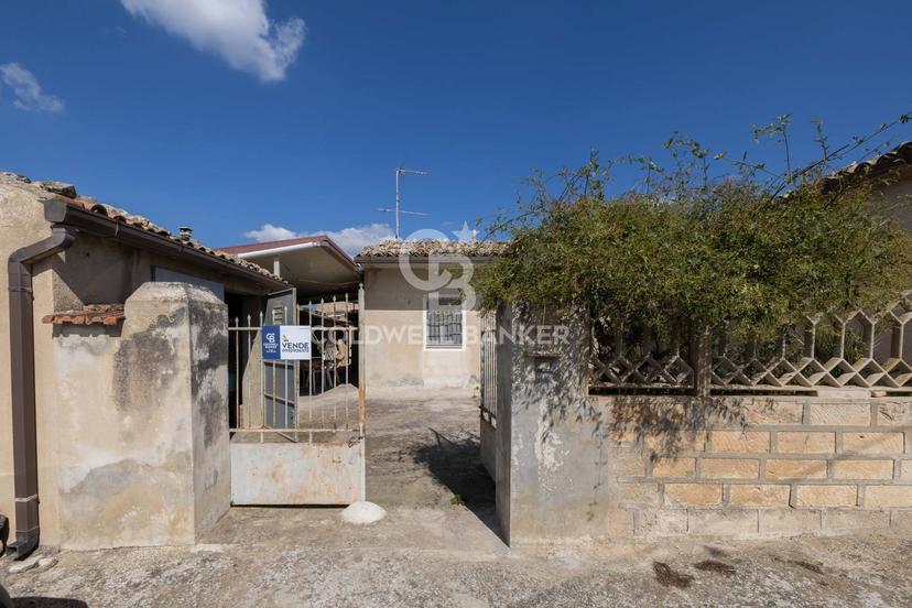Rustico in Ss 37 Contrada Palazzola Snc, Scicli — foto 2 di 5