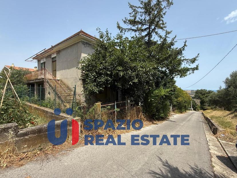 Casa indipendente in Strada Fonte del Lupo, Città Sant'Angelo — foto 4 di 5