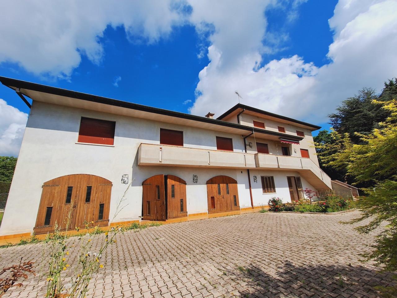Villa in Via Livel 73, Cappella Maggiore