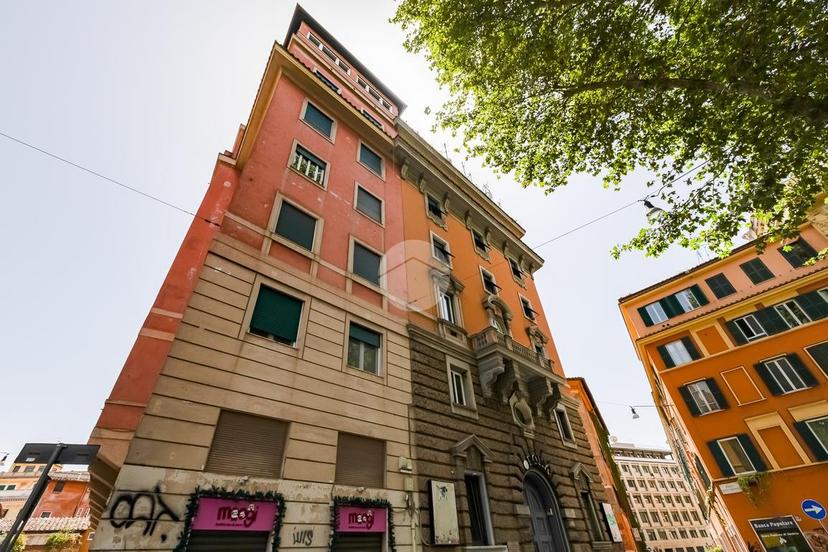 Attico in Piazza Sidney Sonnino 37, Roma