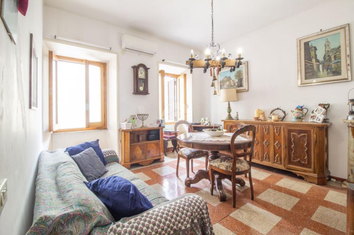 Trilocale in Viale Risorgimento 20, Palombara Sabina