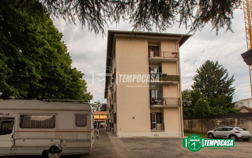 Trilocale in Viale Vittorio Alfieri 7, Busto Arsizio