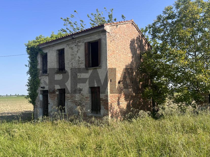 Rustico in Via Giuseppe Mazzini 2/B, Calto — foto 3 di 5