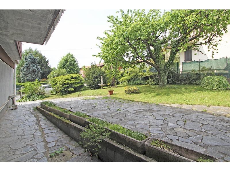 Villa, Albizzate — foto 4 di 5