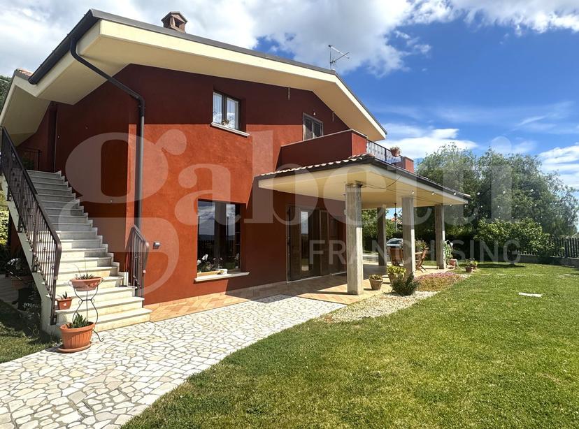 Villa in Contrada Vicenne Sud  19, Pianella — foto 2 di 5