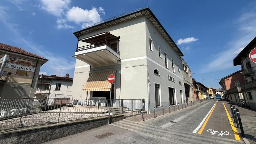 Trilocale in Via Don Poggi 40, Borghetto Lodigiano — foto 2 di 5