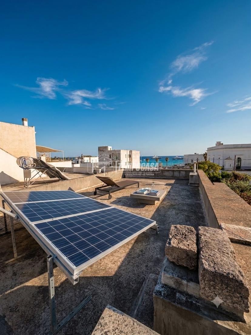 Casa indipendente in Via Fratelli Cairoli, Santa Maria di Leuca 72, Castrignano del Capo