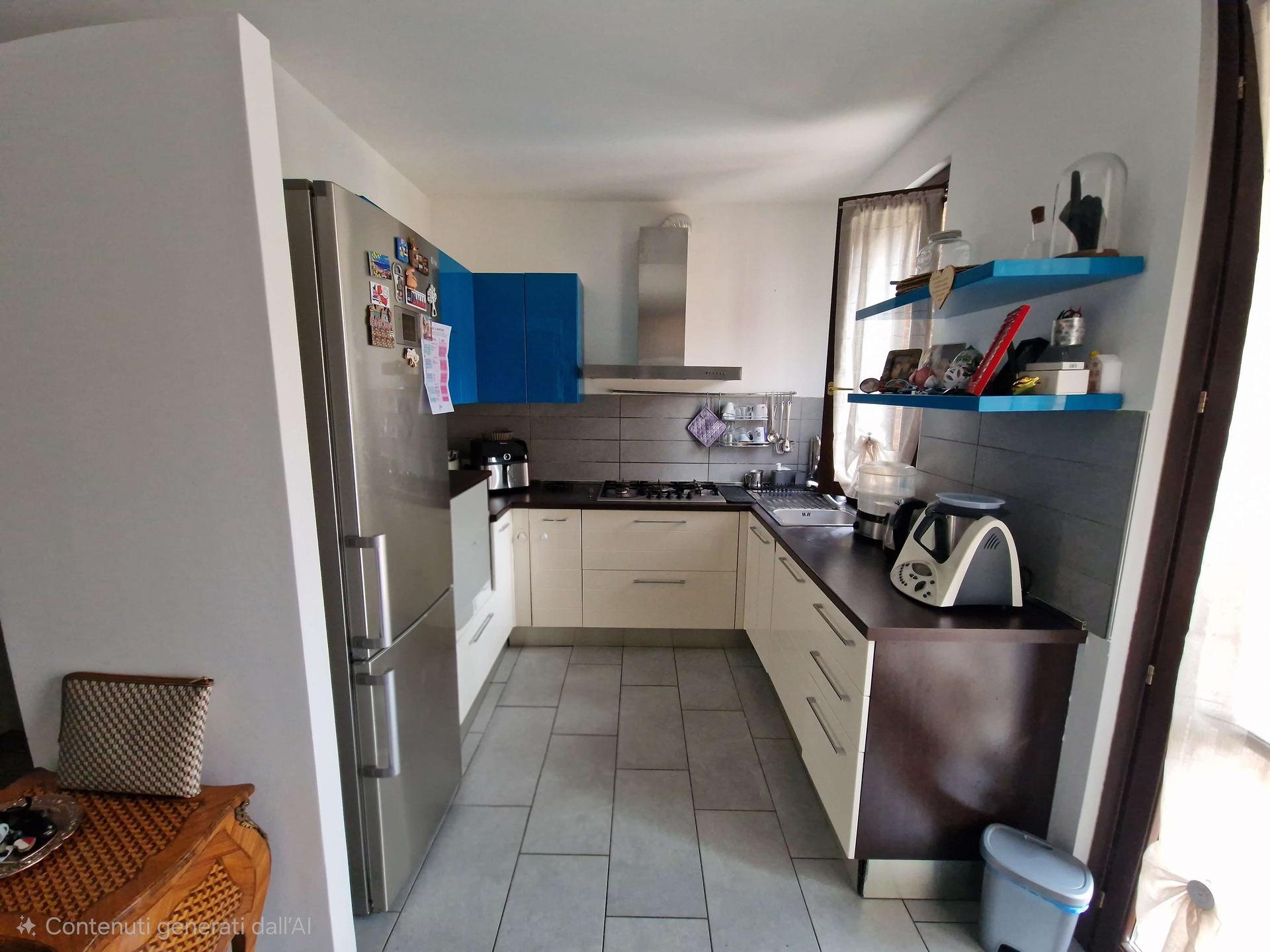 Trilocale in Via San Martino  17, Castelnuovo Bozzente