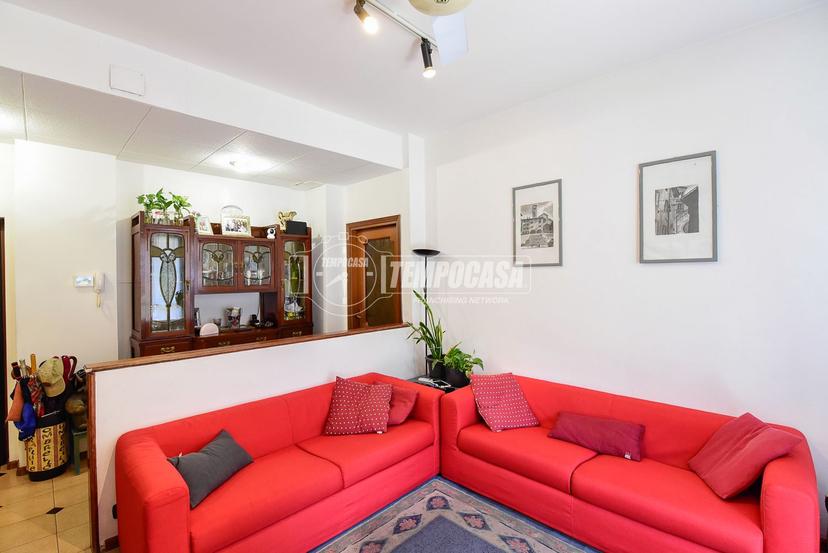 Trilocale in Via Tommaso Perti 60, Lipomo — foto 4 di 5