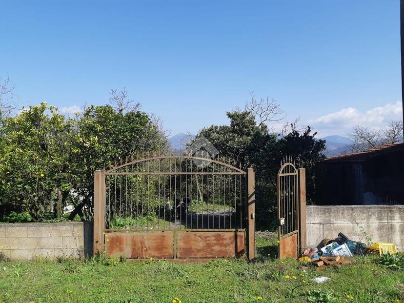 Villa in Via Alveo S. Nicola, Nocera Inferiore — foto 2 di 5