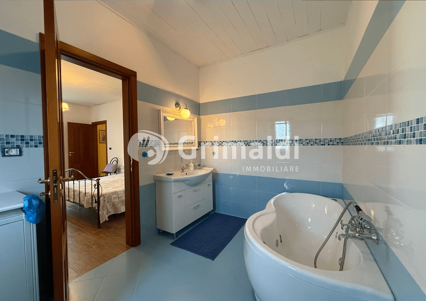 Casa indipendente in Via Antica  Snc , Bellizzi
