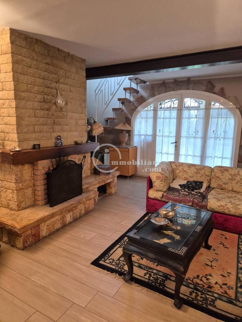 Villa in Via Montavoletta 59, Bardolino — foto 3 di 5