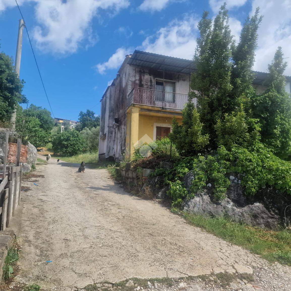 Casa indipendente in Via Iannilli, Foglianise
