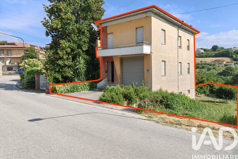 Villa in Viale Viale Trieste 52, Montottone — foto 5 di 5