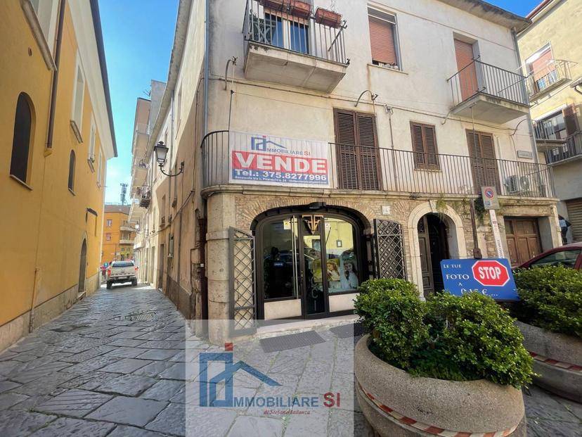 Casa indipendente in Via Sottotenente Gaetano Miele, Benevento — foto 4 di 5