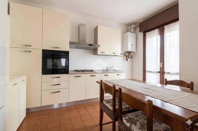 Quadrilocale in Via Giuseppe Verdi 33, Agrate Brianza — foto 3 di 5