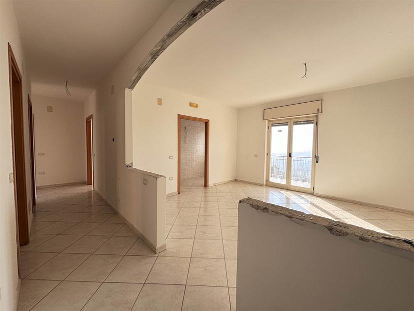 Quadrilocale in Via Valle, Olevano sul Tusciano — foto 3 di 5