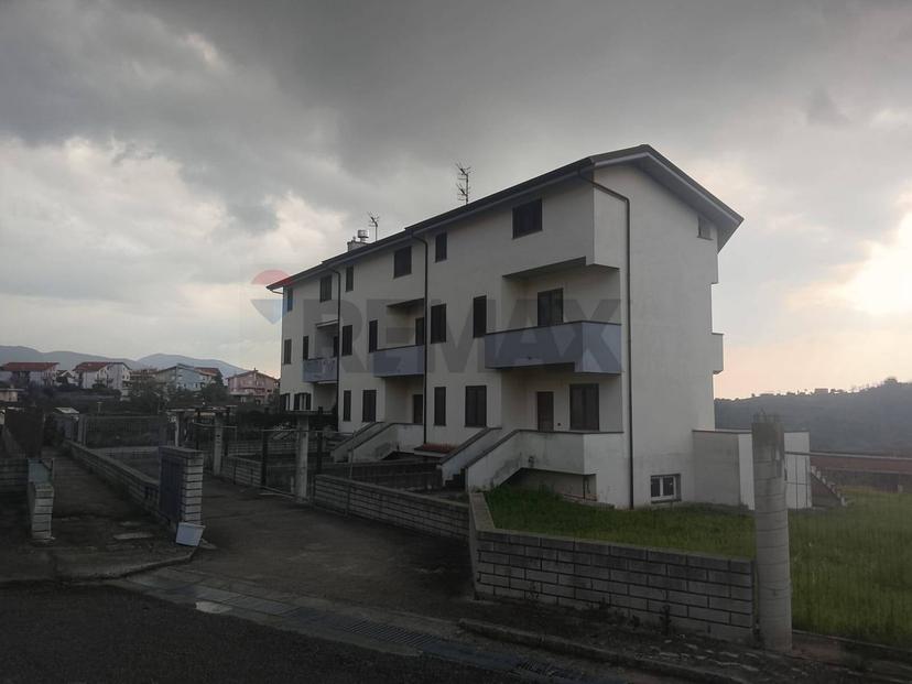 Villa a schiera, Sessa Aurunca — foto 2 di 5