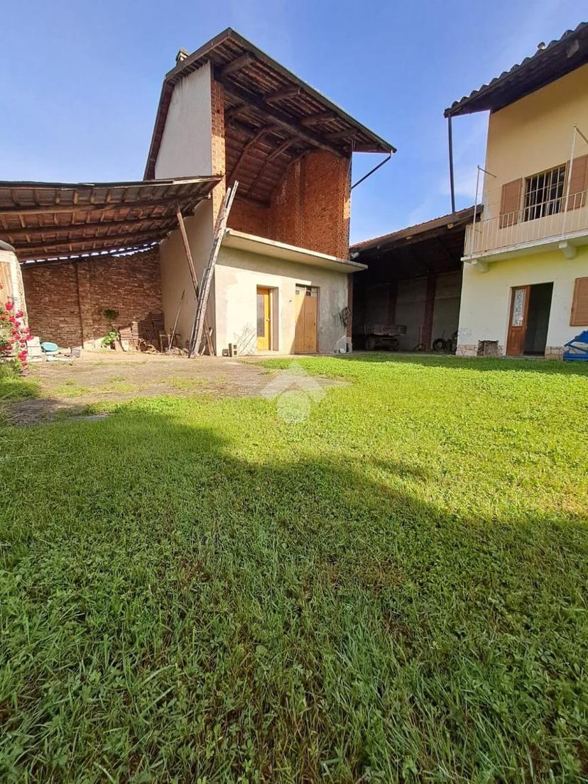 Casa indipendente in Via B. Castagneri 24, Vauda Canavese