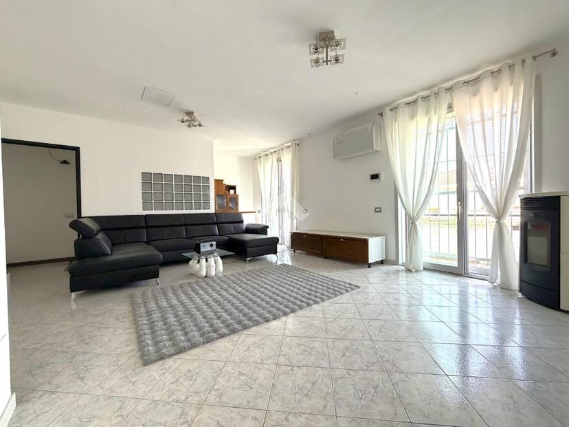 Villa in Via d. Bergamaschi 2, Cremona — foto 4 di 5
