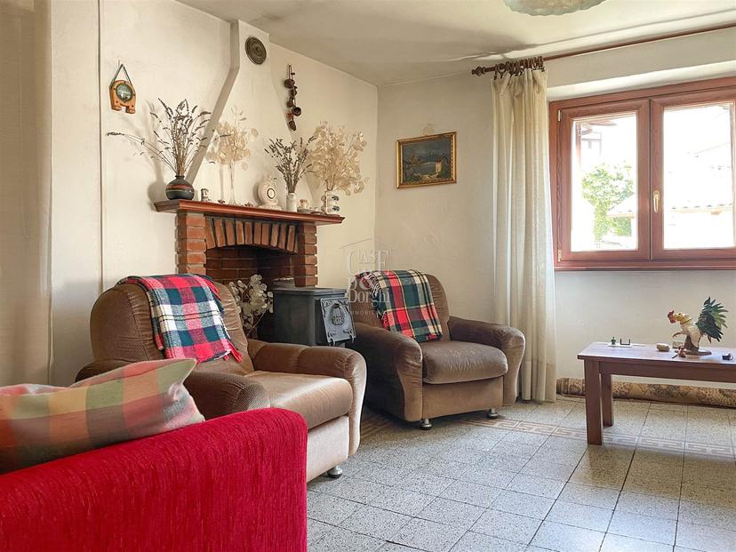 Casa indipendente in Via Roma, Romagnese — foto 4 di 5