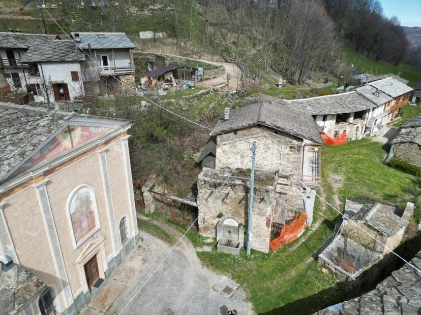 Rustico in Frazione Agliasco Re, Paesana — foto 4 di 5