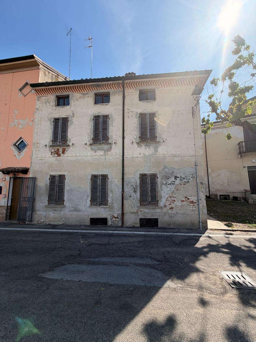 Villa in Via Roma, Casteggio