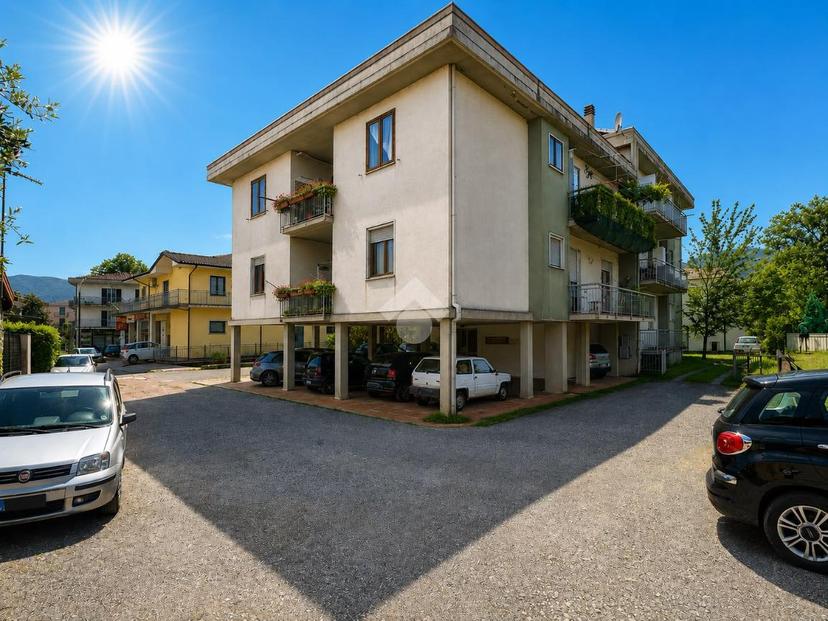Trilocale in Via Nazionale Cisa 30, Licciana Nardi — foto 5 di 5