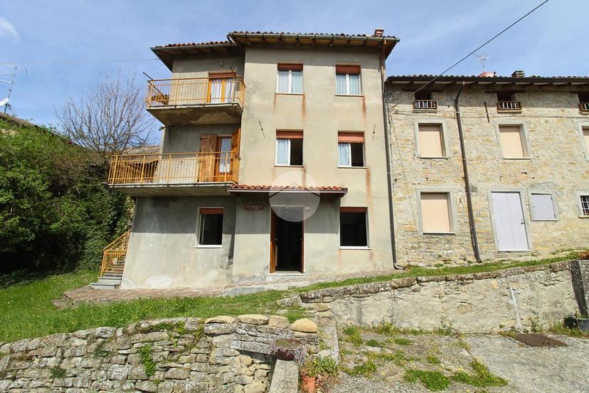 Casa indipendente in Via Costa 17, Vetto — foto 3 di 5