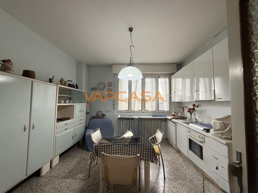 Casa indipendente in Via Fosse Ardeatine 10, Calcio — foto 5 di 5