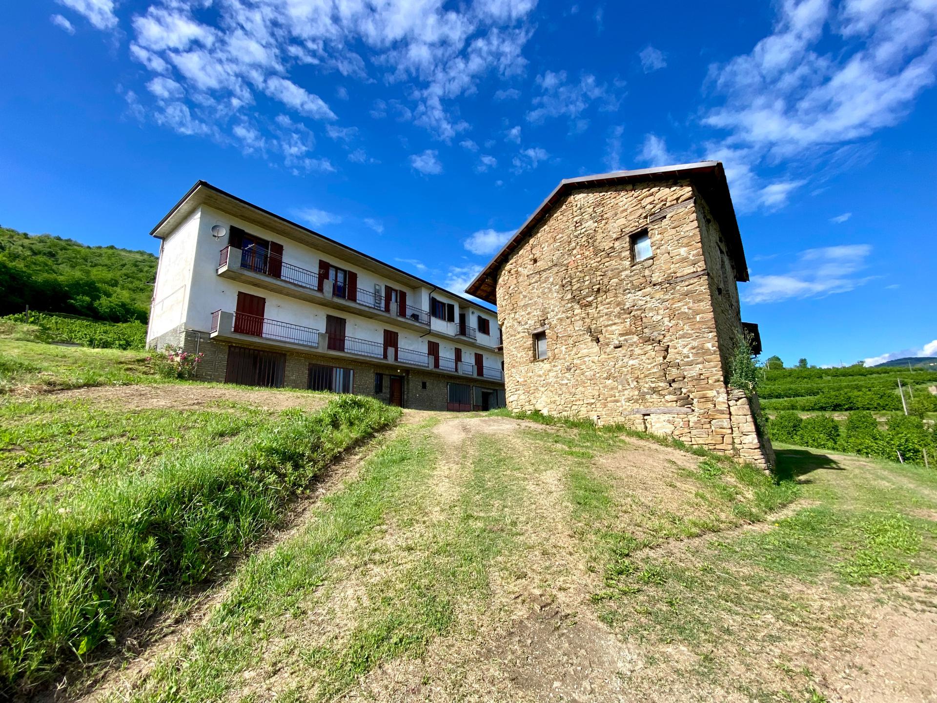 Rustico in Frazione Robertiero 14, Gorzegno