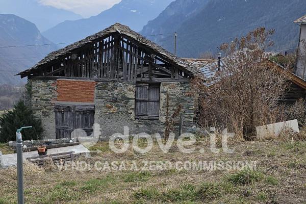 Rustico in Frazione Valleil, Snc, Torgnon