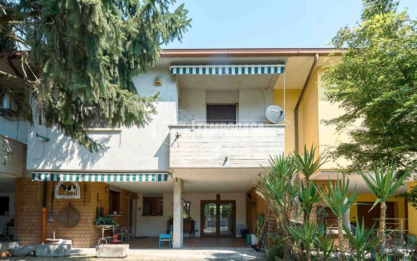 Villa in Via del Maris, Maristella, Cremona — foto 2 di 5