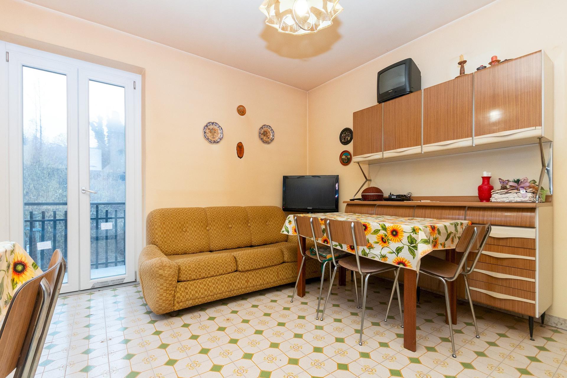 Bilocale in Via Mistral, Monterosso Grana