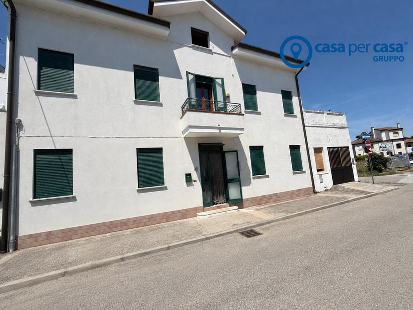 Villa a schiera in Adria, Via Alberto Mario, Adria — foto 2 di 5