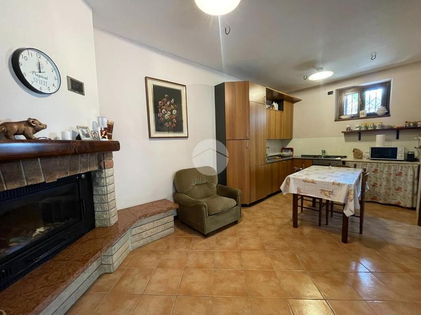 Casa indipendente in Casa Indipendente Via Bratta 2, Vigolo — foto 2 di 5